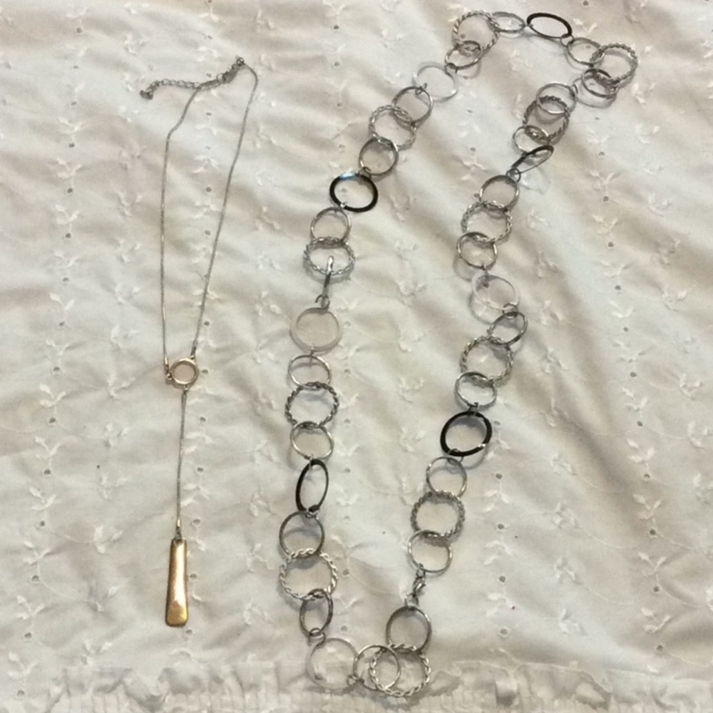 🌹Two necklaces circles and a drop. gold silver black